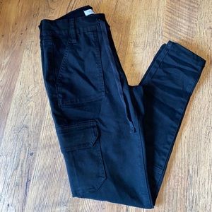 Women’s cargo skinny jeans